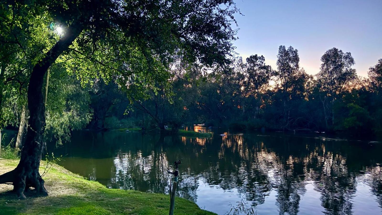 River Rock Lodge بارايس المظهر الخارجي الصورة